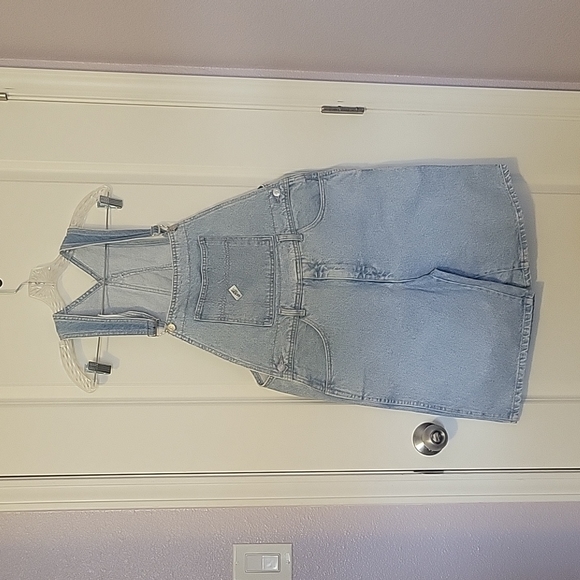 Vintage 90s Guess overall shorts - Picture 4 of 13